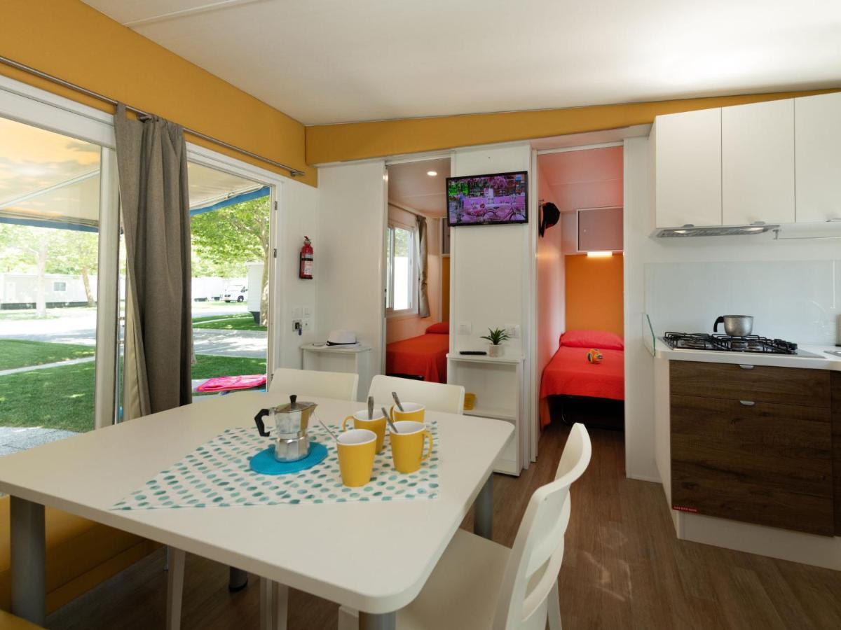 Holiday Home Garda Family Plus By Interhome Rivoltella del Garda Eksteriør bilde